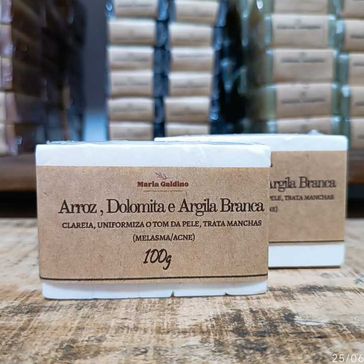 Sabonete de Arroz Com Dolomita e Argila Branca Artesanal